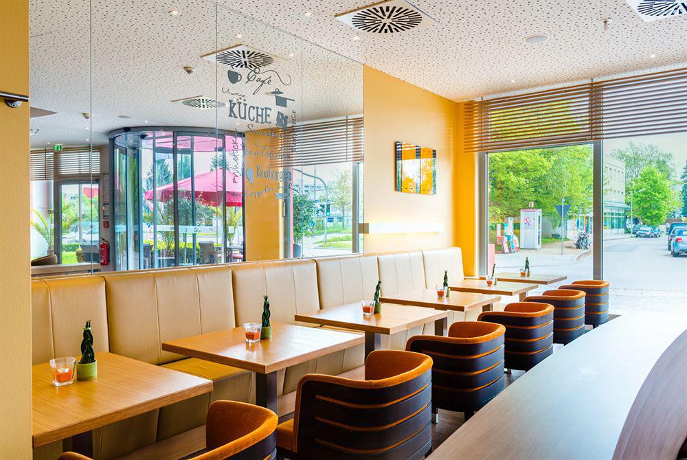 Acomhotel Muenchen-Haar Хаар Екстериор снимка
